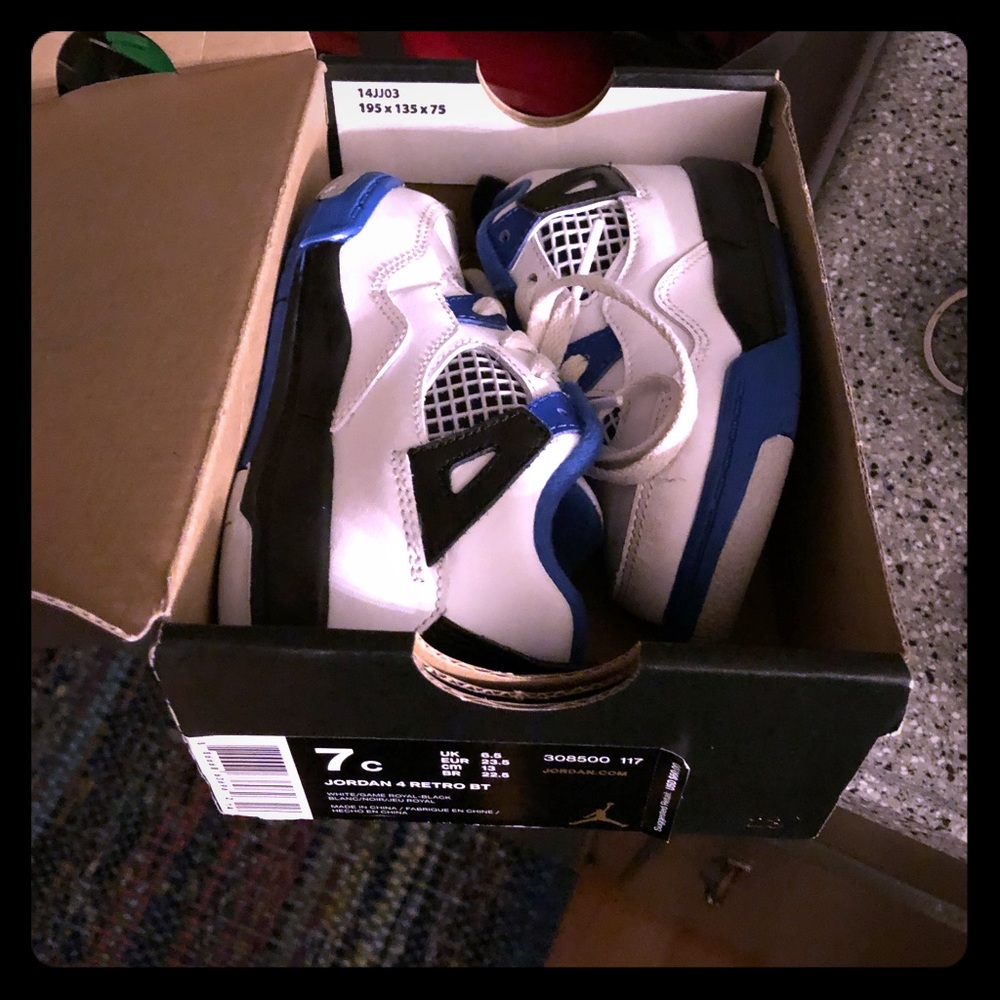 Toddler Size 7 Retro Jordan’s